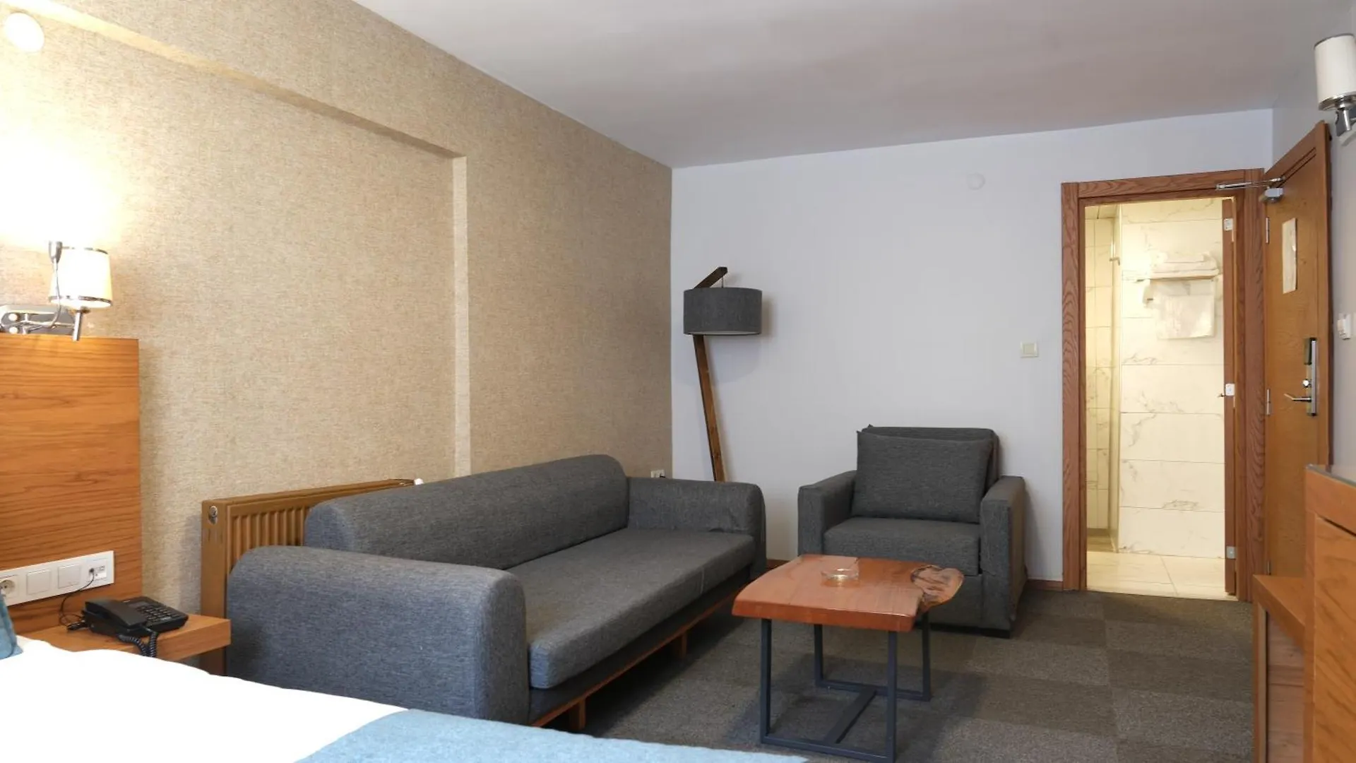 Varyant Hotel İzmir 0*,  Turecko