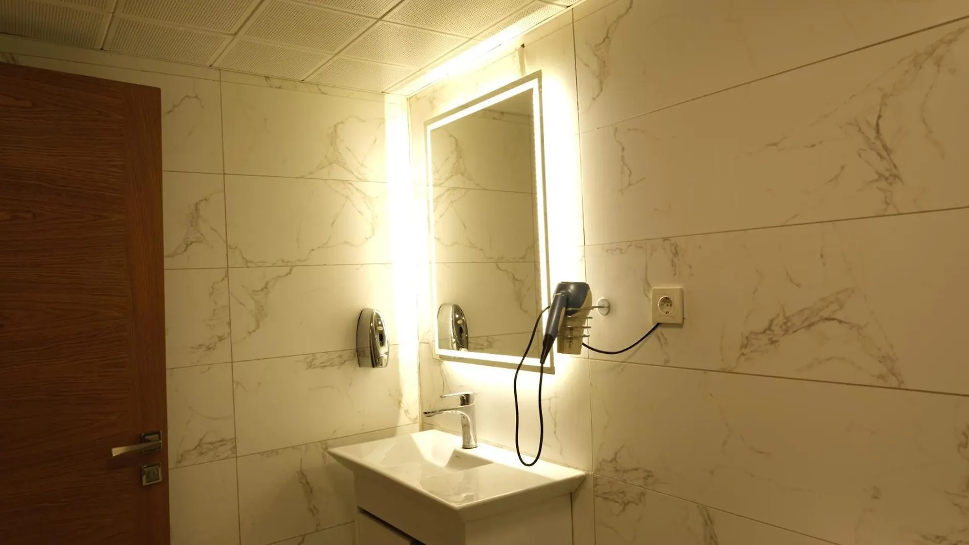 Varyant Hotel İzmir 0*,  Türkiye