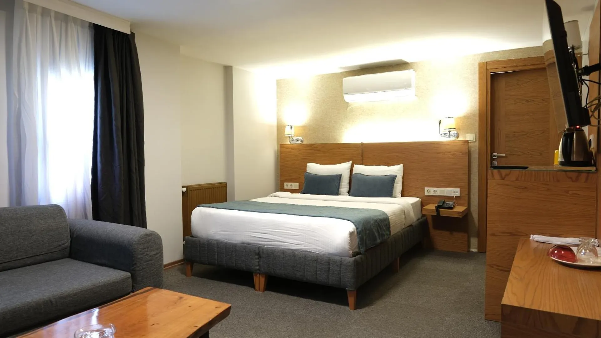 Varyant Hotel İzmir 0*,  Türkiye