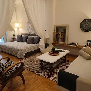 https://liberty-home.hotels-of-thessaloniki.com